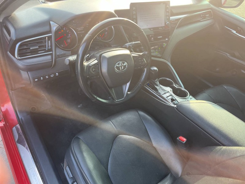 Toyota Camry Vehicle Image 09