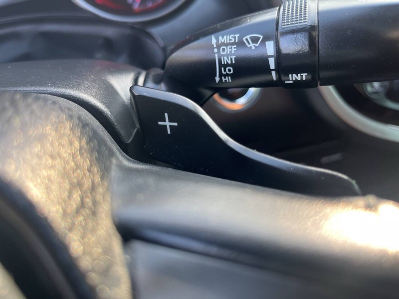 Toyota Camry Vehicle Image 12