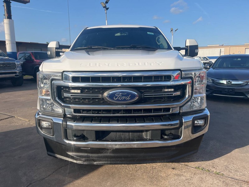 Ford Super Duty F-250 SRW Vehicle Image 02