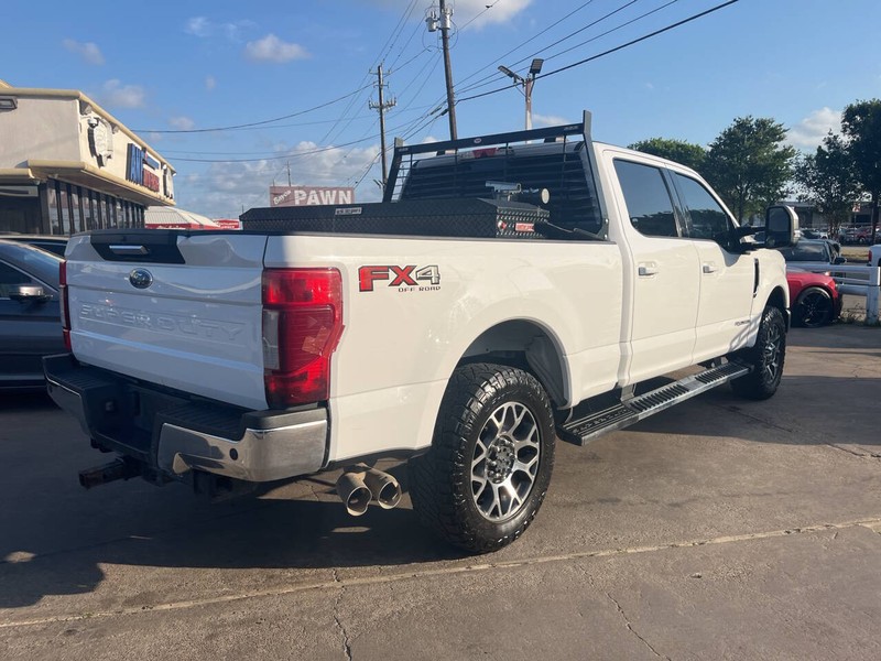 Ford Super Duty F-250 SRW Vehicle Image 06