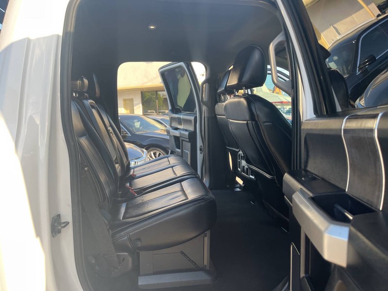 Ford Super Duty F-250 SRW Vehicle Image 21