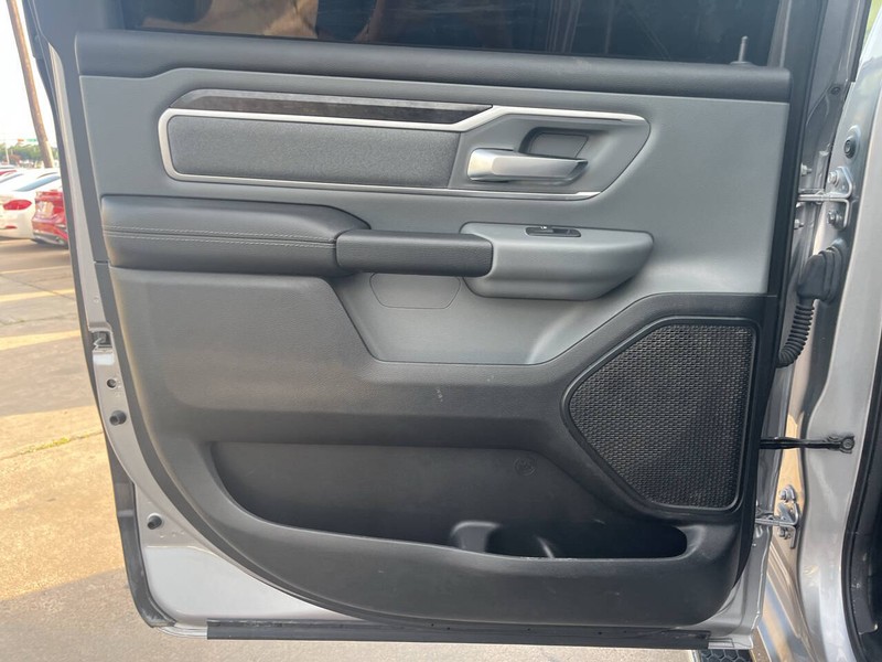 Ram 1500 Vehicle Image 14