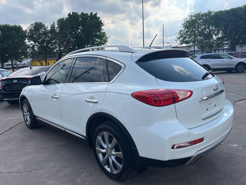 INFINITI QX50 Vehicle Image 05