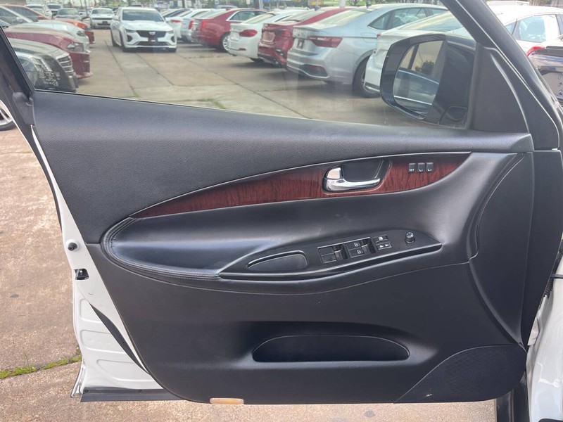 INFINITI QX50 Vehicle Image 06