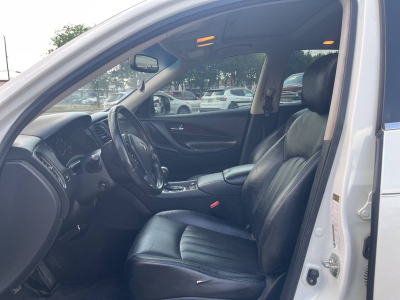 INFINITI QX50 Vehicle Image 07