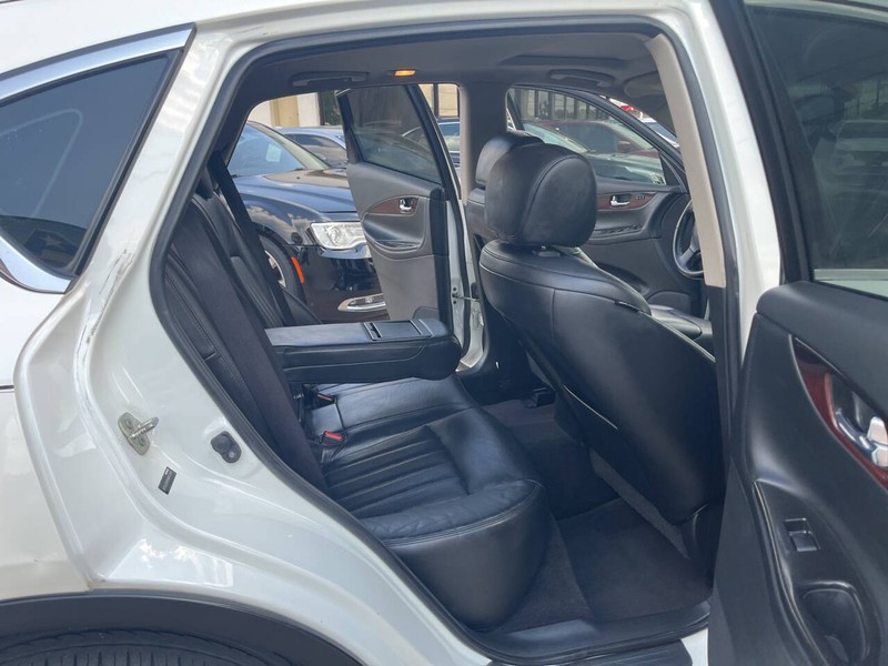 INFINITI QX50 Vehicle Image 18