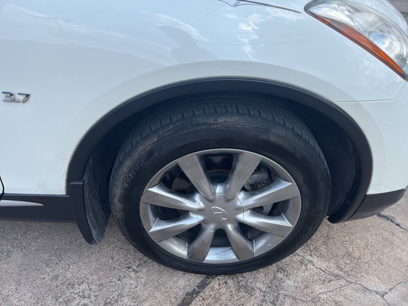 INFINITI QX50 Vehicle Image 21