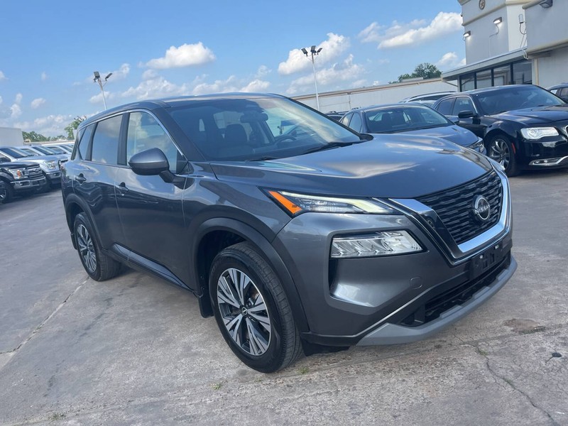 Nissan Rogue Vehicle Image 04
