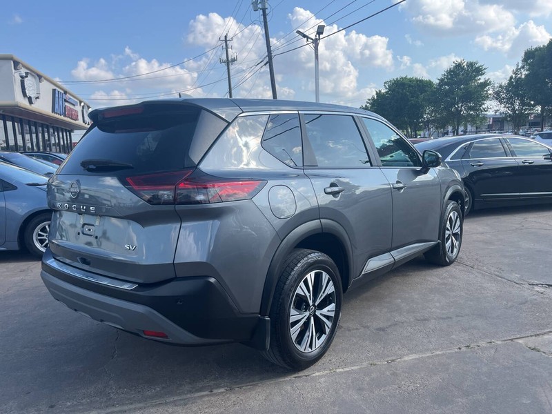 Nissan Rogue Vehicle Image 06