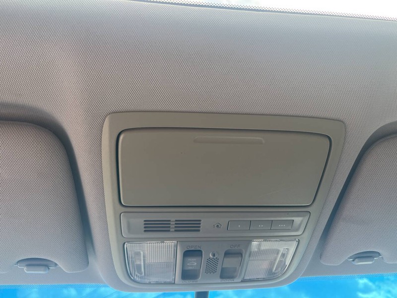 Honda Accord Sedan Vehicle Image 14