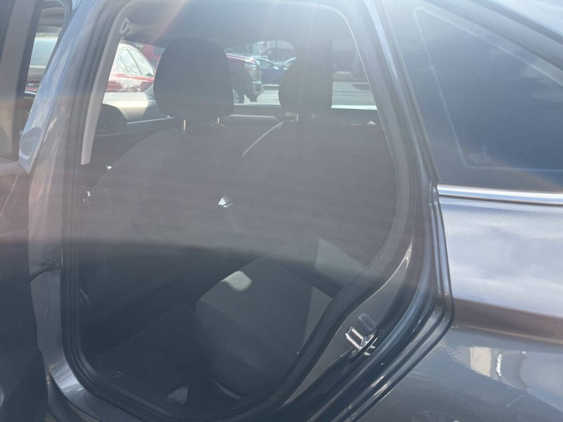 Volkswagen Jetta Vehicle Image 17