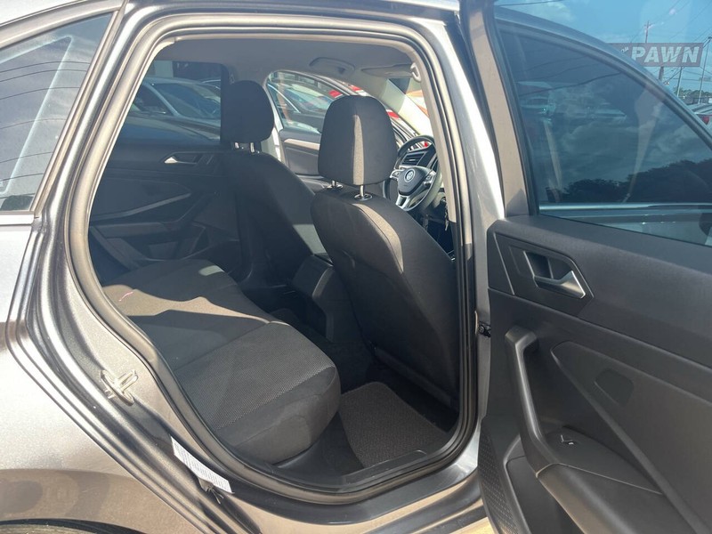 Volkswagen Jetta Vehicle Image 20