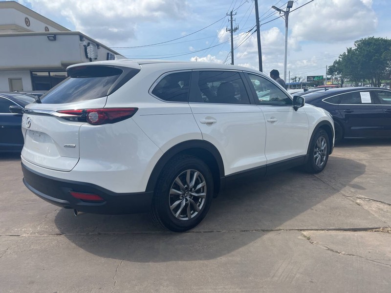 Mazda CX-9 Vehicle Image 03