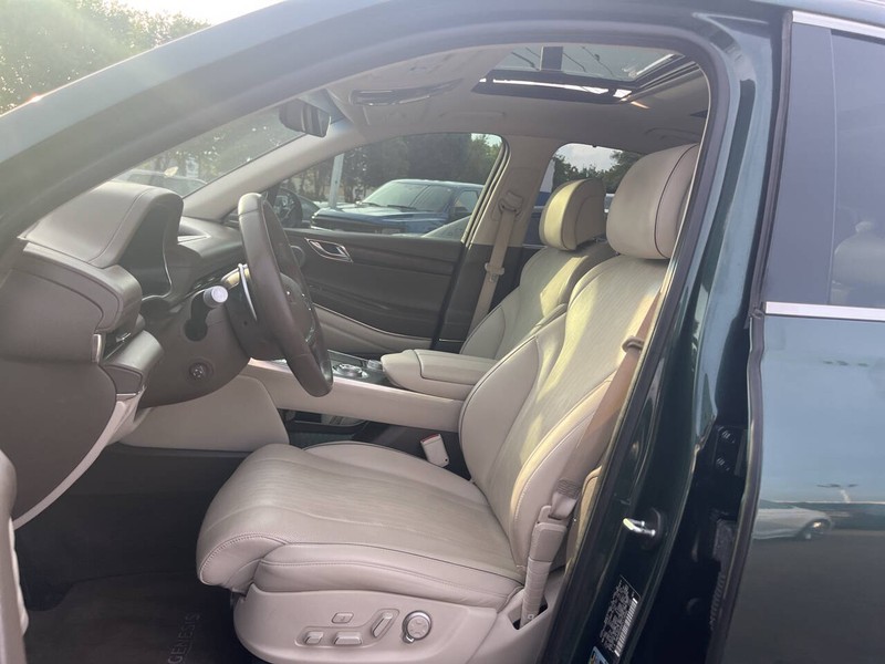 Genesis GV80 Vehicle Image 07