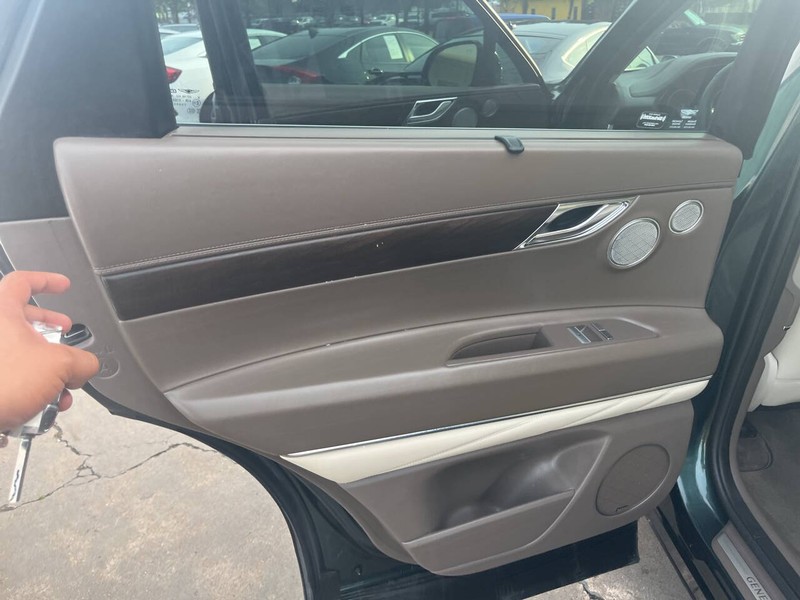 Genesis GV80 Vehicle Image 21