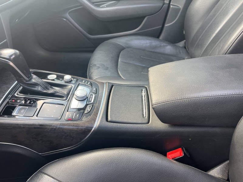 Audi A6 Vehicle Image 18