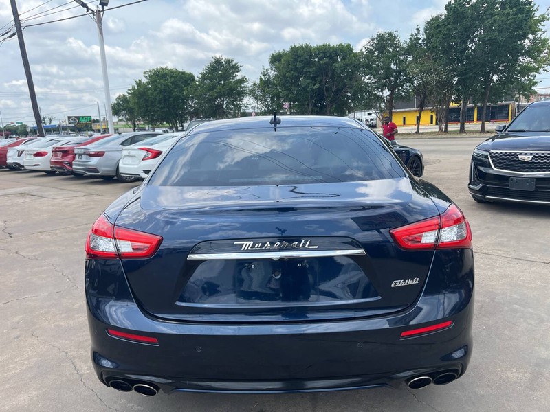 Maserati Ghibli Vehicle Image 05