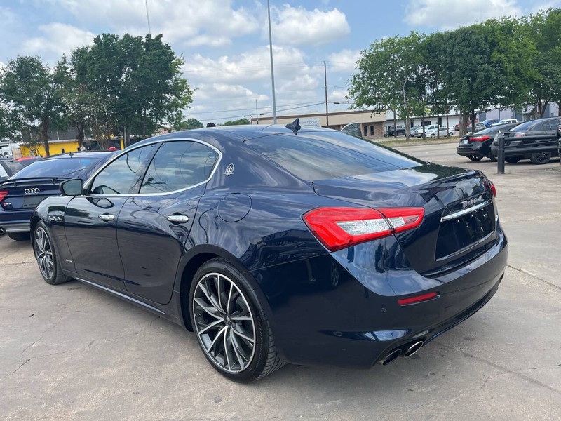 Maserati Ghibli Vehicle Image 06