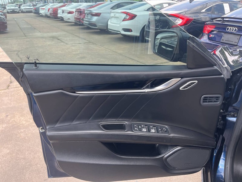 Maserati Ghibli Vehicle Image 07