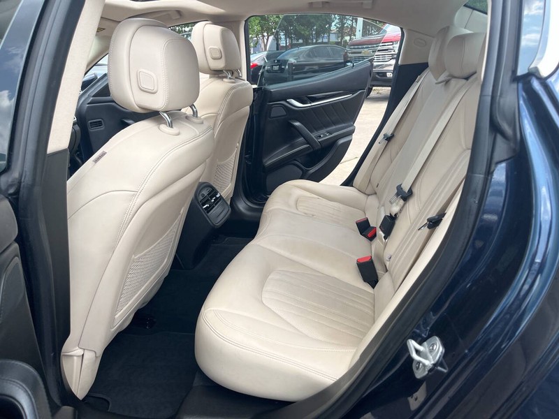 Maserati Ghibli Vehicle Image 16