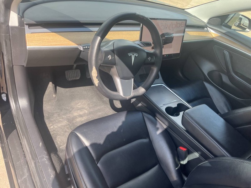 Tesla Model 3 Vehicle Image 08