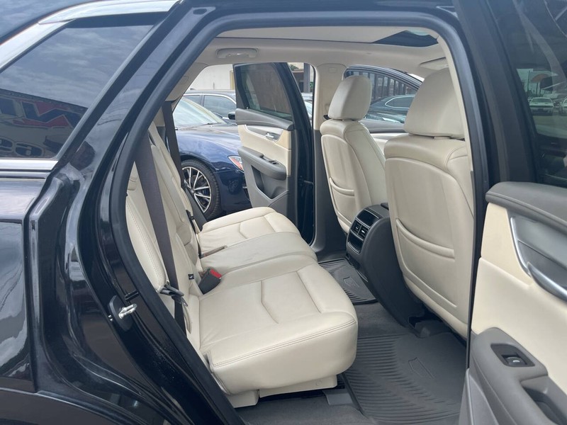Cadillac XT5 Vehicle Image 23