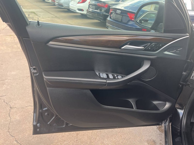 BMW X3 Vehicle Image 06