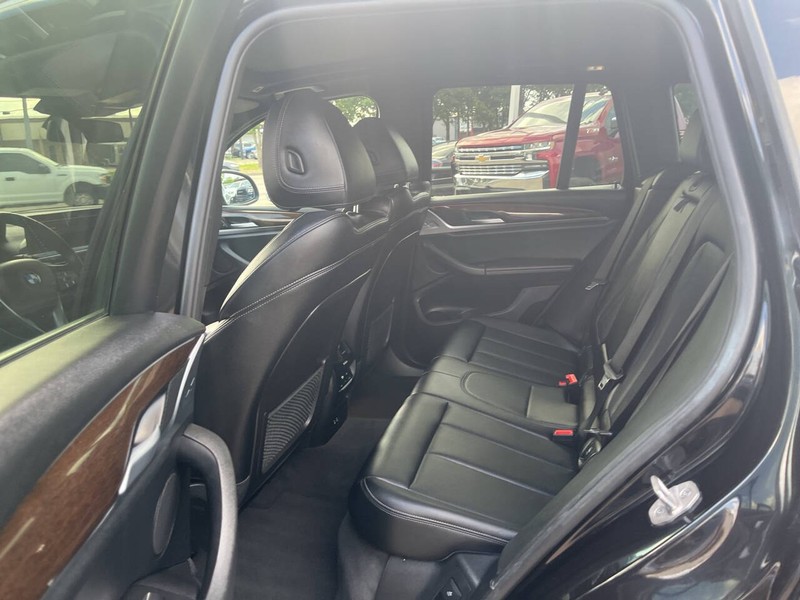 BMW X3 Vehicle Image 12