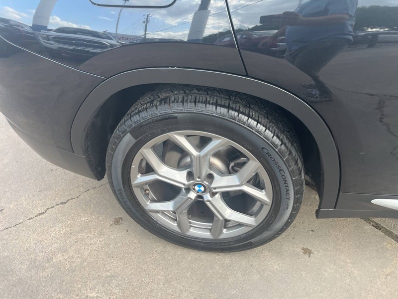 BMW X3 Vehicle Image 19