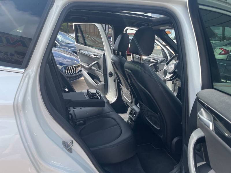 BMW X1 Vehicle Image 24