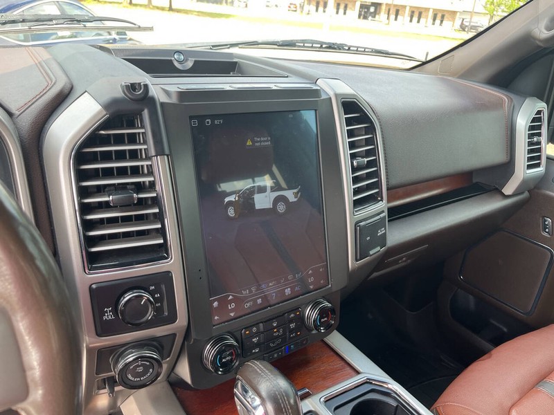 Ford F-150 Vehicle Image 14