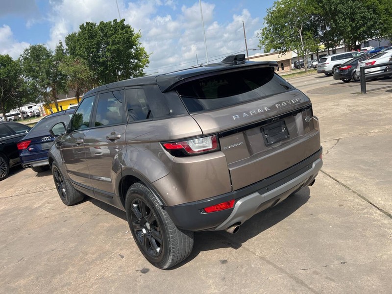 Land Rover Range Rover Evoque Vehicle Image 05