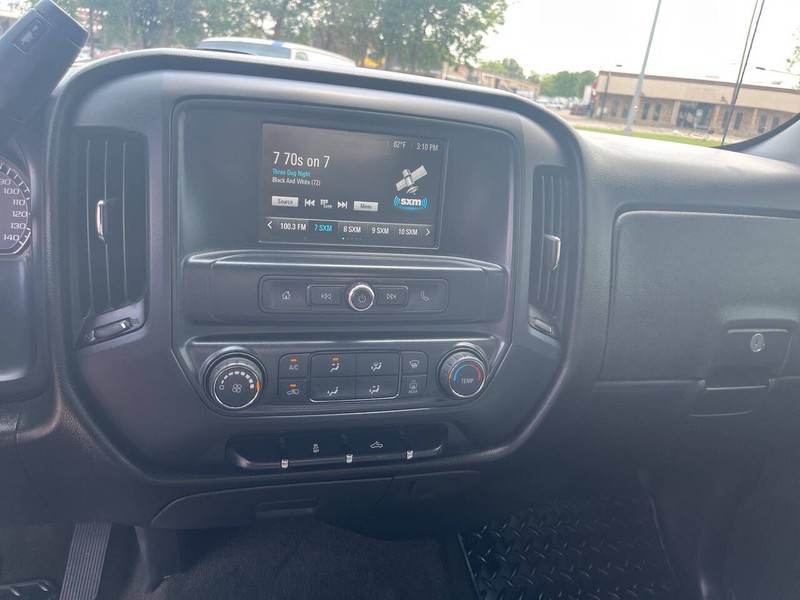 Chevrolet Silverado 1500 Vehicle Image 10