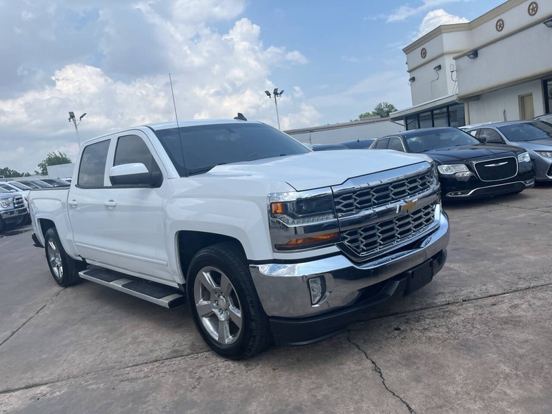 Chevrolet Silverado 1500 Vehicle Image 02