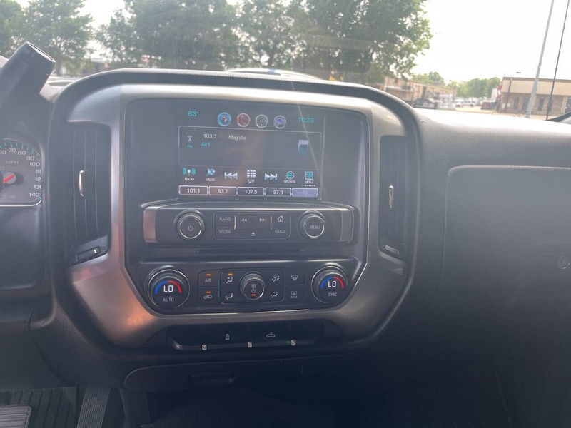 Chevrolet Silverado 1500 Vehicle Image 09