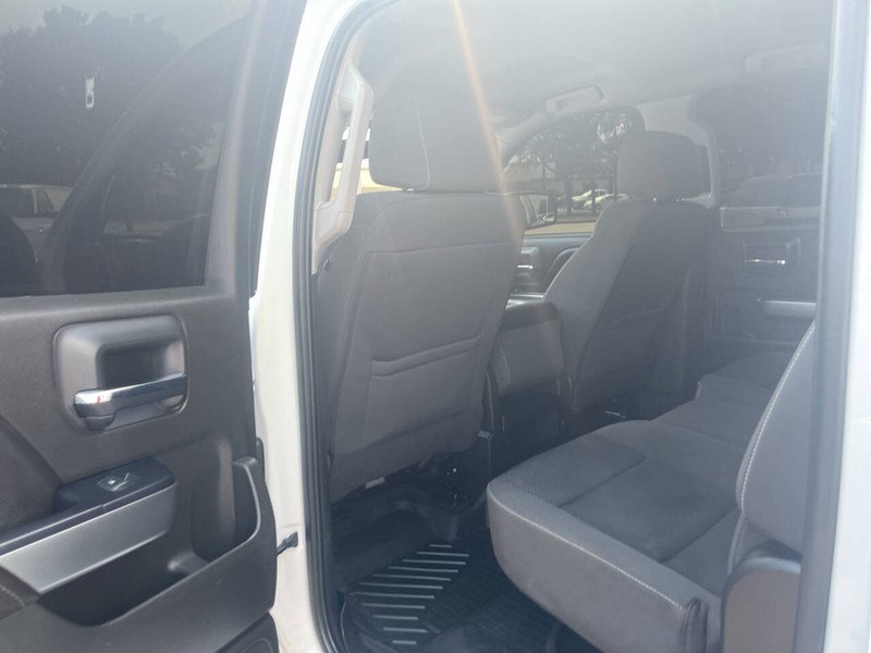 Chevrolet Silverado 1500 Vehicle Image 12