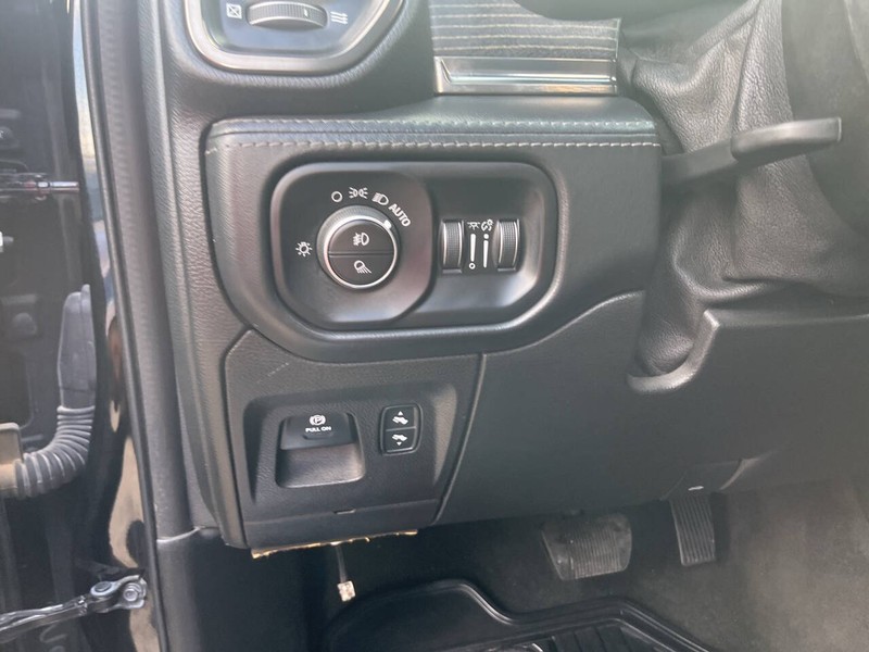 Ram 1500 Vehicle Image 10