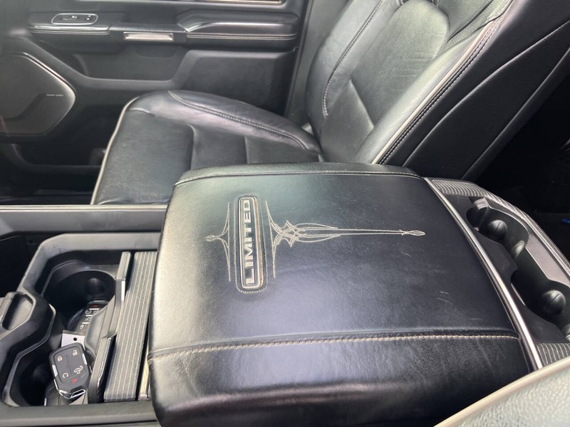 Ram 1500 Vehicle Image 14