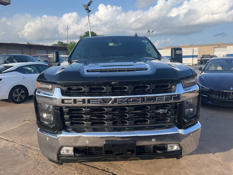 Chevrolet Silverado 2500HD Vehicle Image 02
