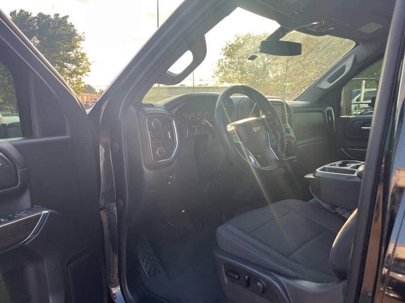 Chevrolet Silverado 2500HD Vehicle Image 08