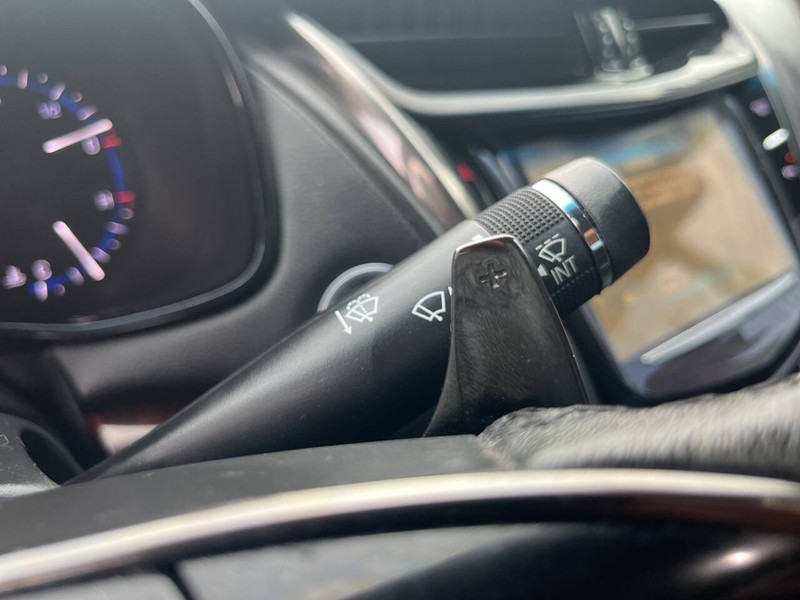 Cadillac CTS Vehicle Image 09
