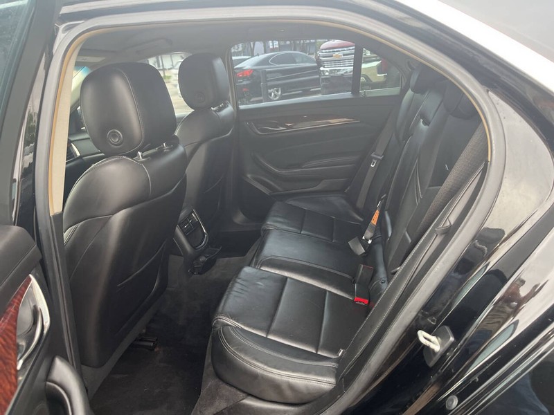 Cadillac CTS Vehicle Image 15