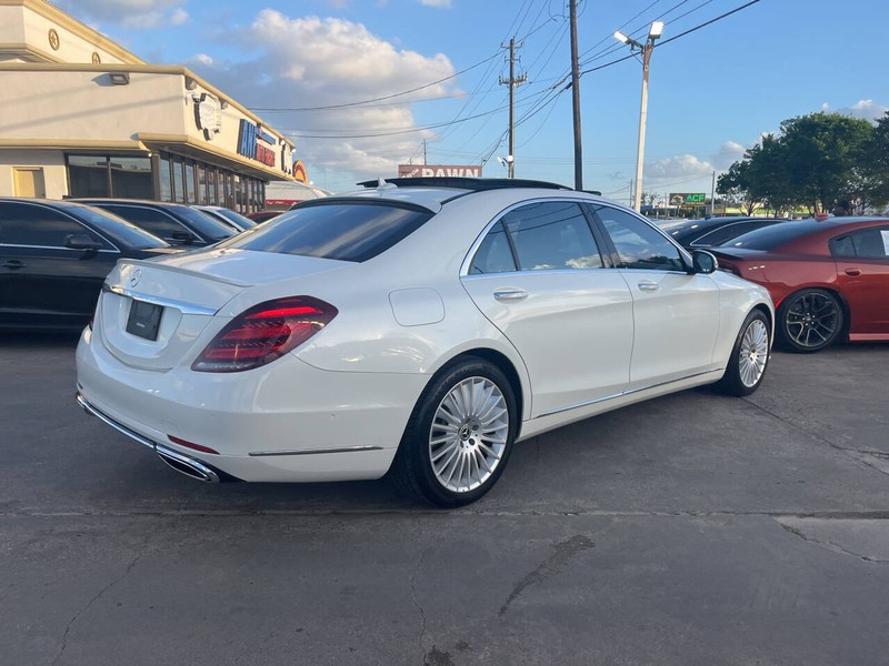 Mercedes-Benz S-Class Vehicle Image 04