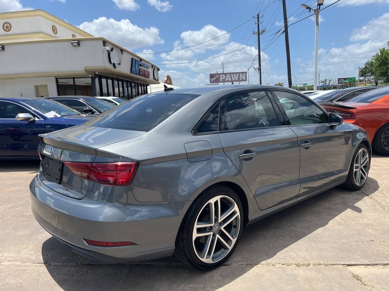 Audi A3 Vehicle Image 04