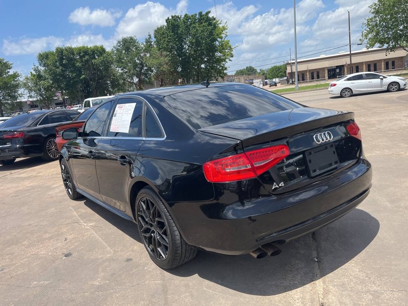 Audi A4 Vehicle Image 05