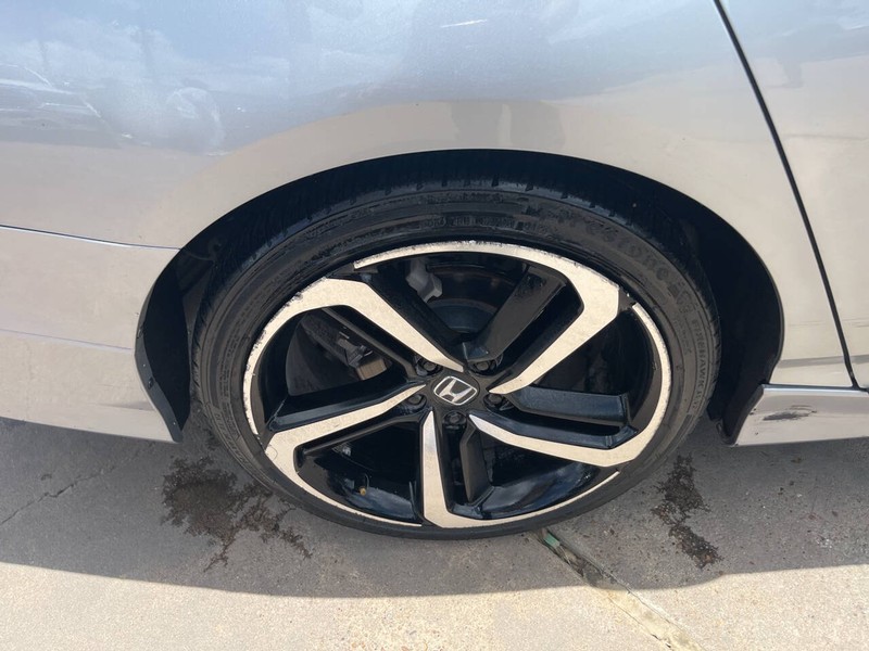 Honda Accord Vehicle Image 19