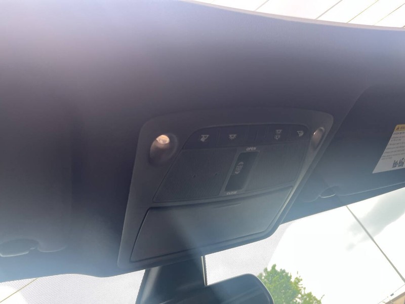 Nissan Maxima Vehicle Image 16