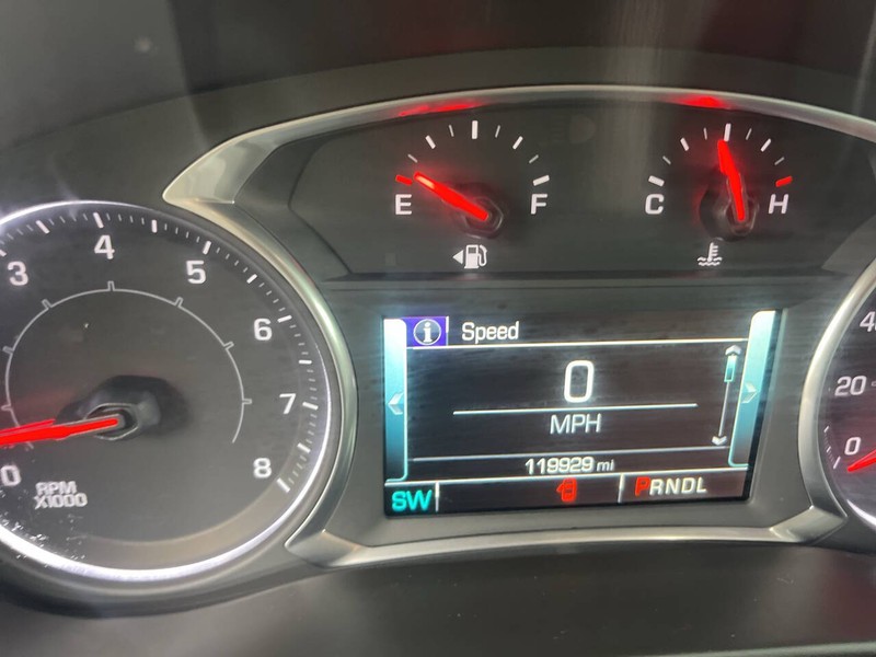 GMC Acadia Vehicle Image 08