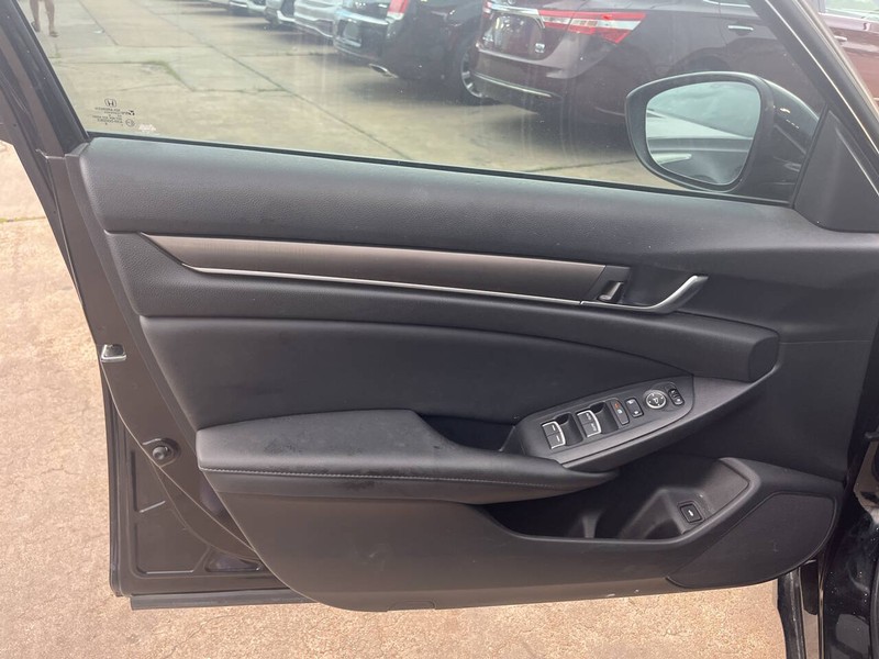 Honda Accord Vehicle Image 07