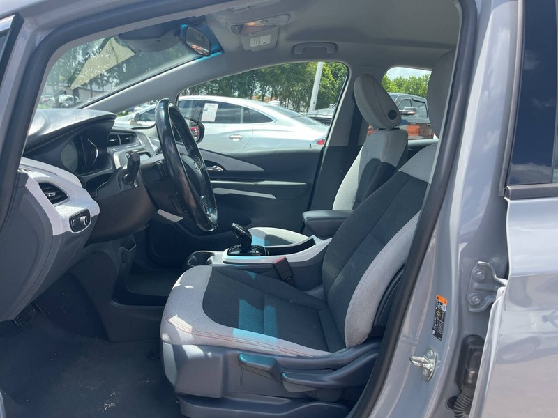 Chevrolet Bolt EV Vehicle Image 08